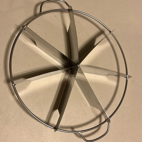 Pie cutter. Cuts 7 pieces of pie - Picture 2 of 3
